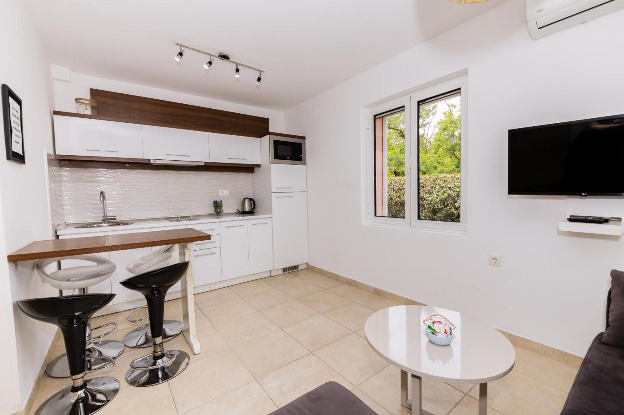 Paunovic Apartments Teodo Esterno foto